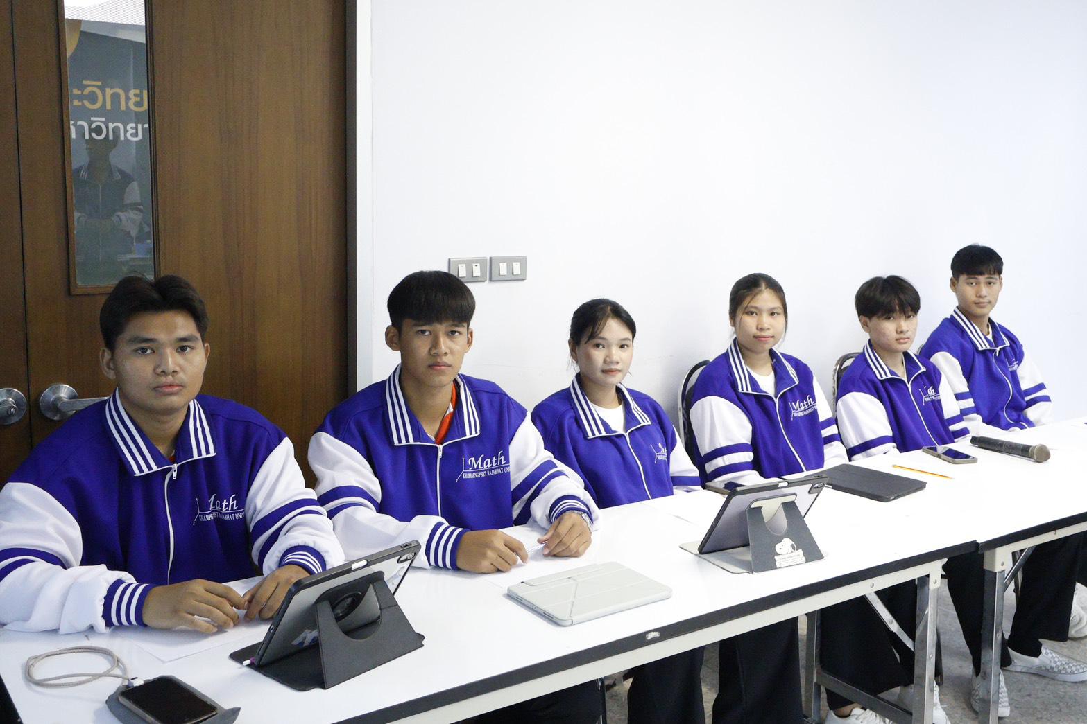 9. กิจกรรมการแข่งขัน A-math และ 180IQ ประจำปี 2569